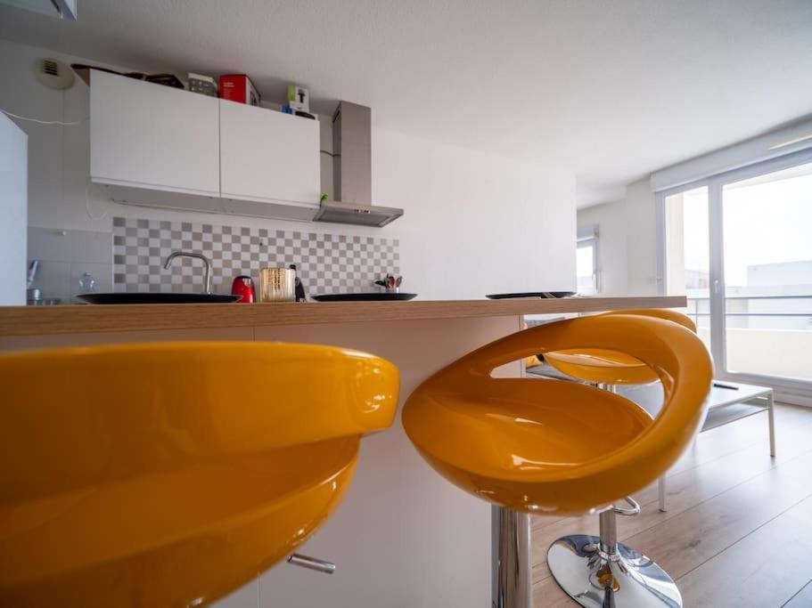 Appartement Tout Equipe Climatise Terrasse Hopital De La Timone Marseille Eksteriør billede